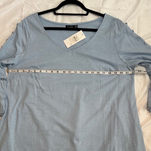 Women's Light Blue Top - Picture 8 of 10